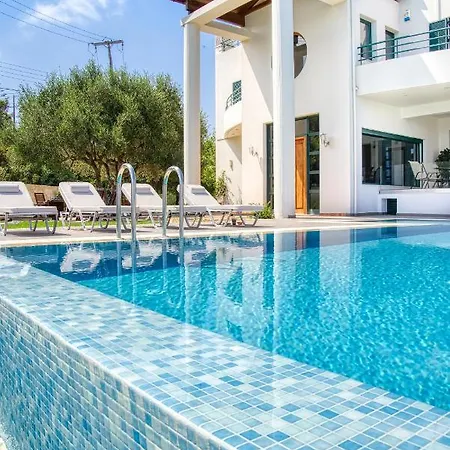 Alma Villa